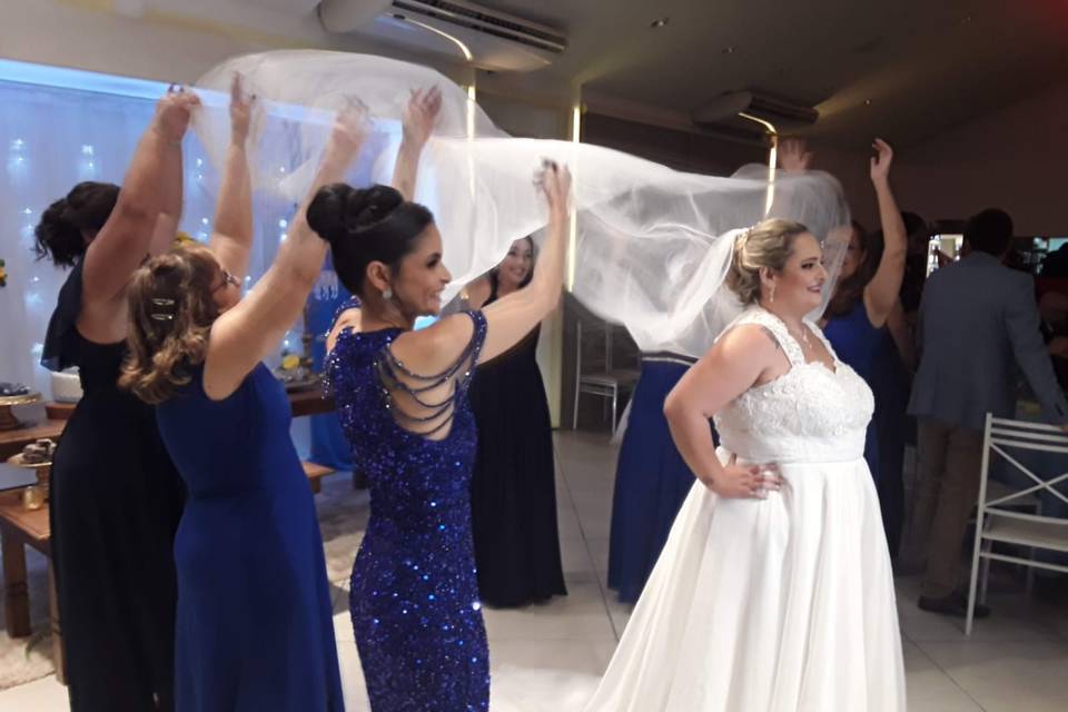 Noiva e suas madrinhas
