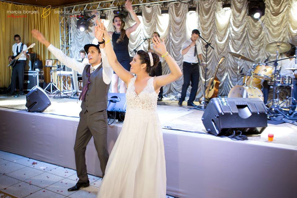 Juliana Campos live -  For Weddings