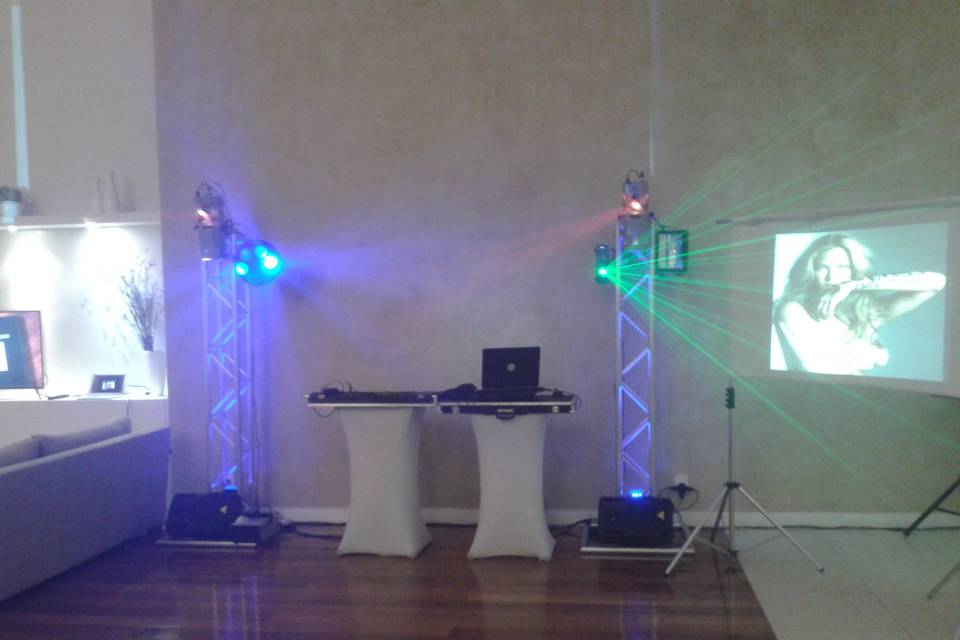 Deco DJ