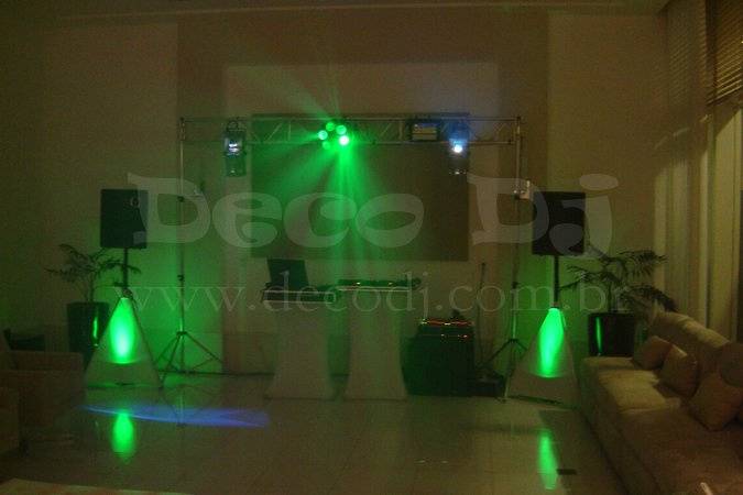 Deco DJ