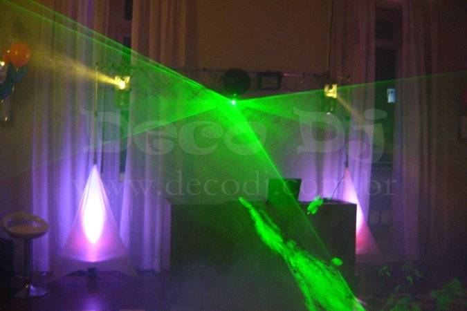 Deco DJ