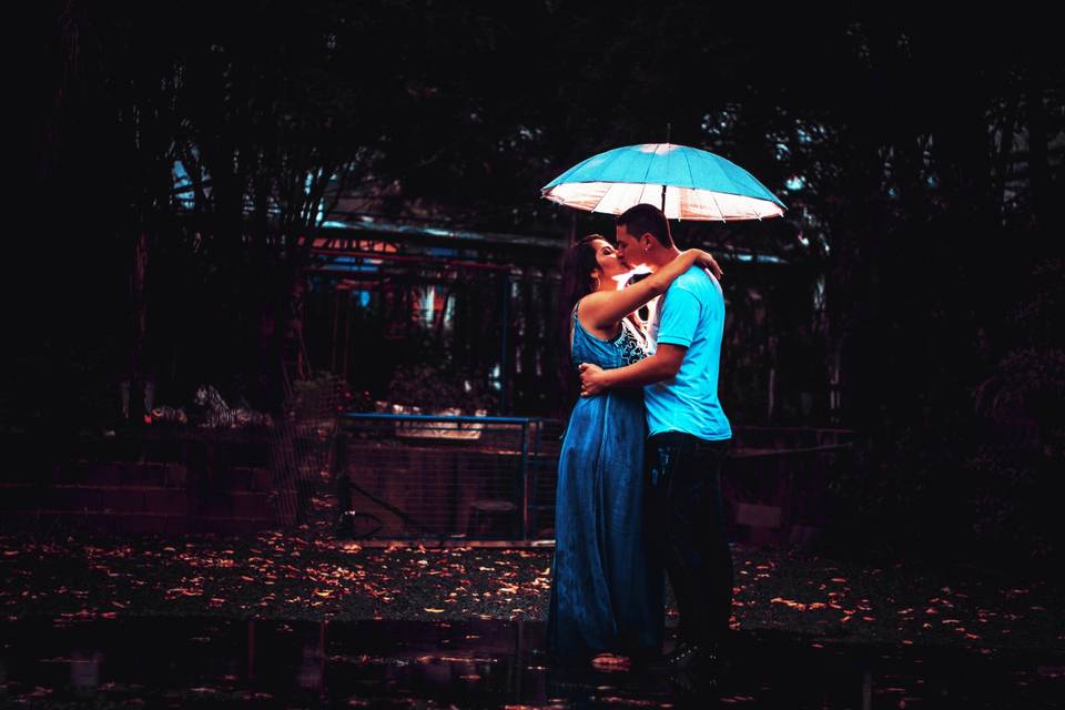 Ensaio casal na chuva