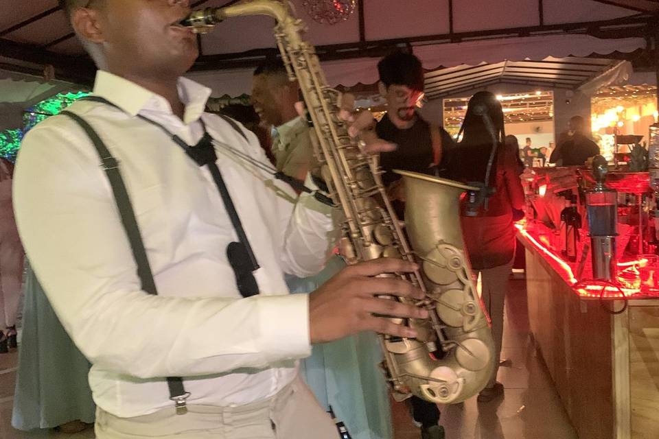 Sax live