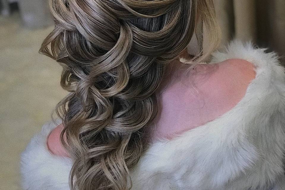 Penteado entrelaçado