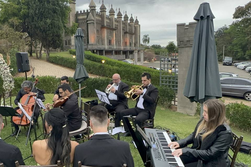 Novo Tom Assessoria Music