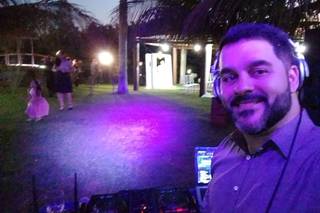 DJ Leo Bravo