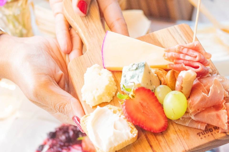 Mini tábuas de madeira nobre