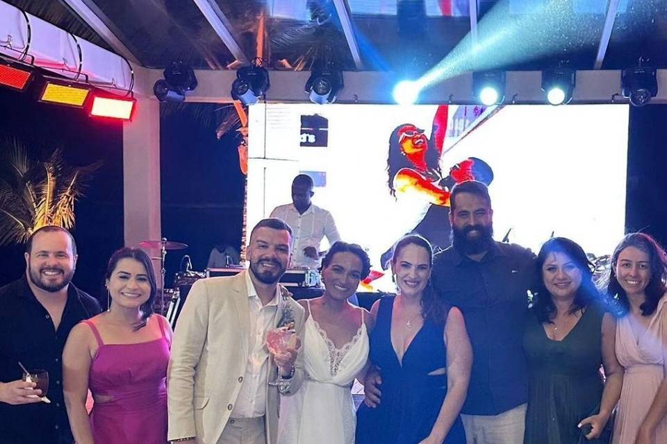 Casamento Top, Pé na areia