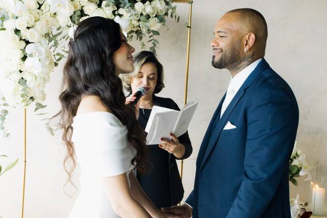 Porque os olhos também falam.