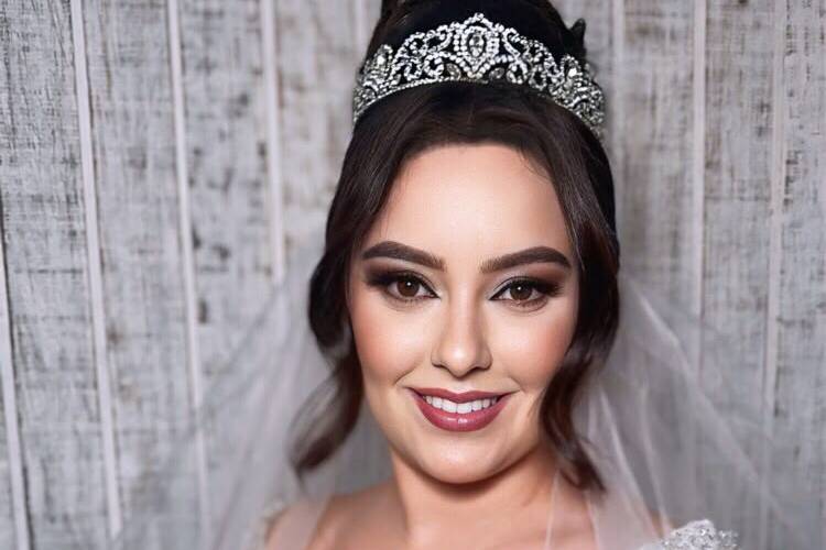 Luxury bridal makeup