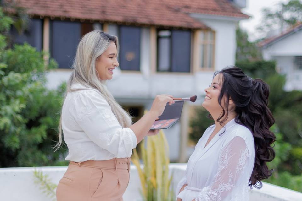 Juliana Meira Makeup