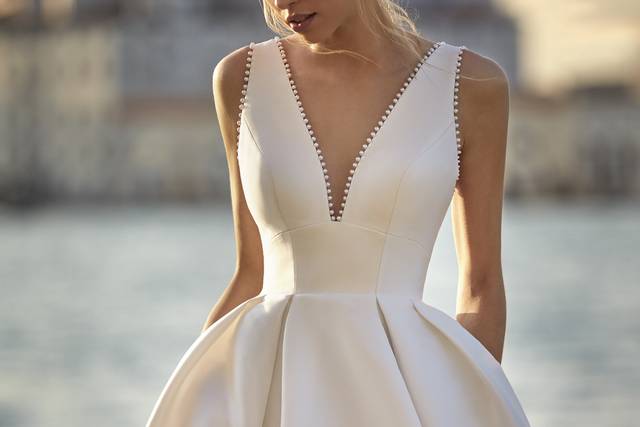 Nicole Milano Templo Fashion
