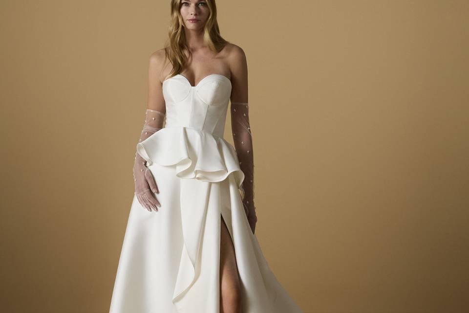 Nicole Milano Templo Fashion