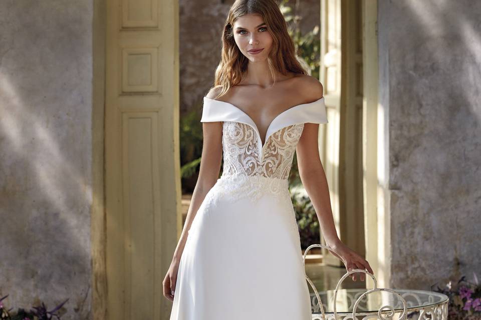 Nicole Milano Templo Fashion