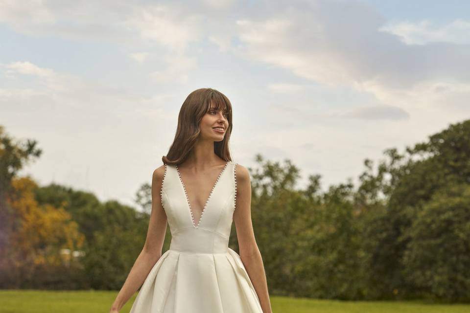 Nicole Milano Templo Fashion