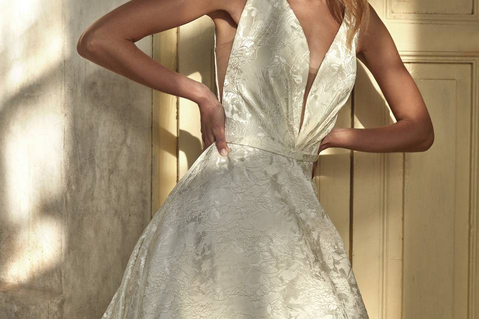 Nicole Milano Templo Fashion