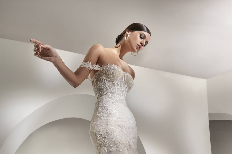 Nicole Milano Templo Fashion