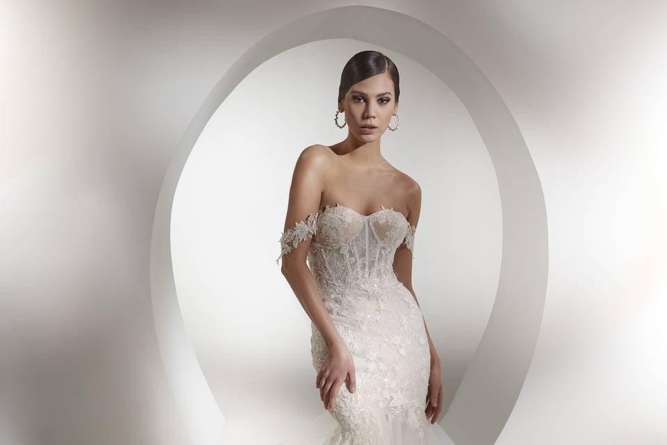 Nicole Milano Templo Fashion