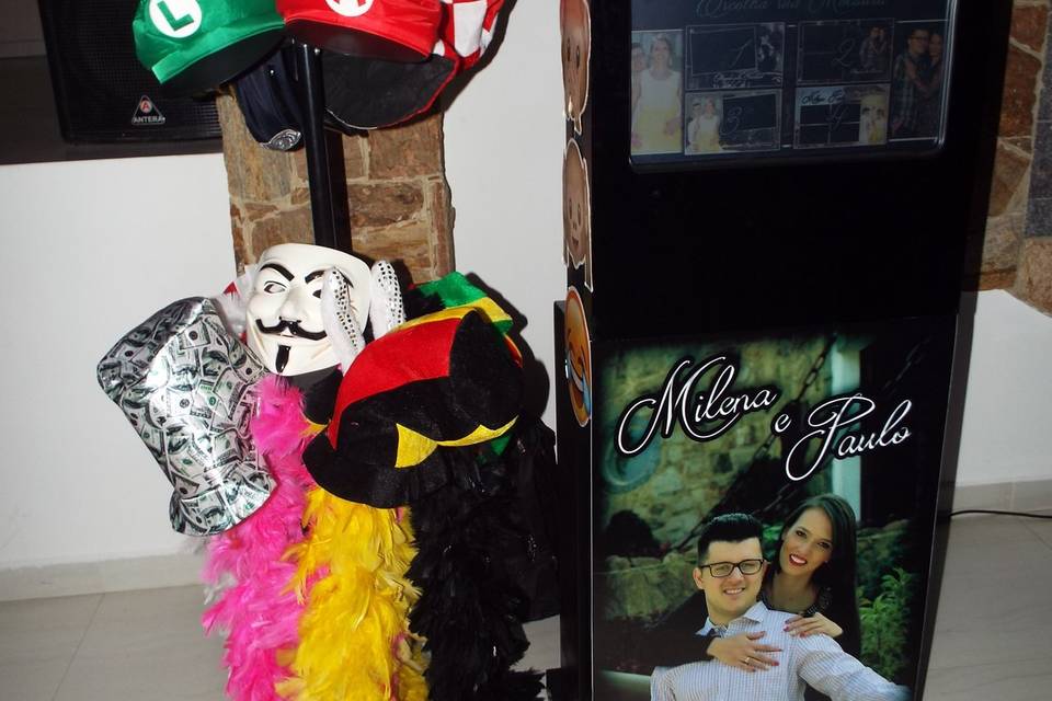 Totem Personalizado e Adereços