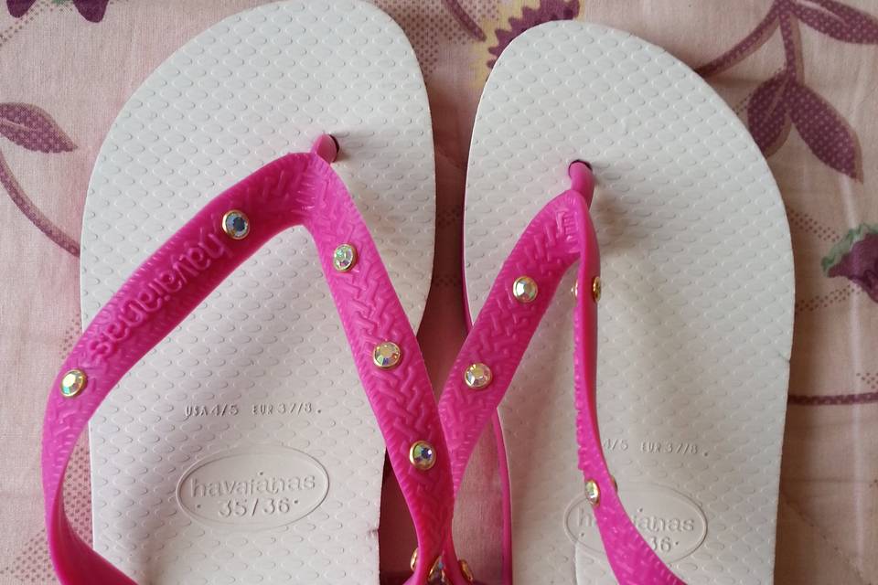 Coruja Havaianas Customizadas