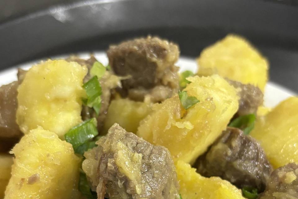 Carne seca com mandioca