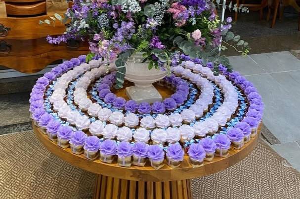Mesa de bem casados e brownie