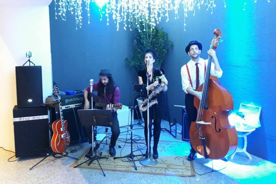 Trio Acústico Vintage