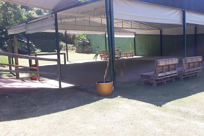 Tenda no quintal