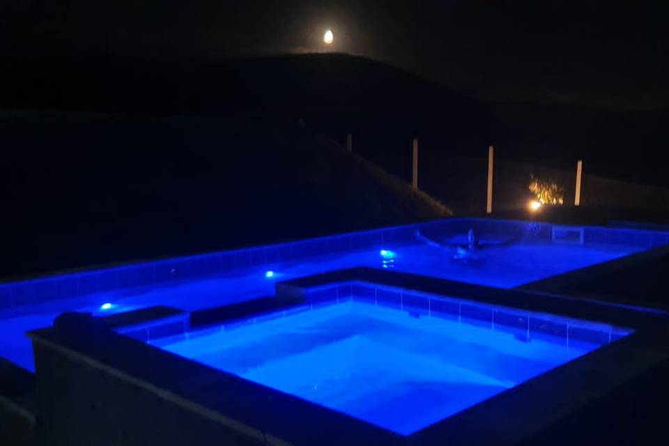 Piscina a noite