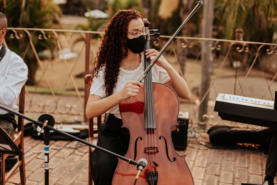 Clara Cello