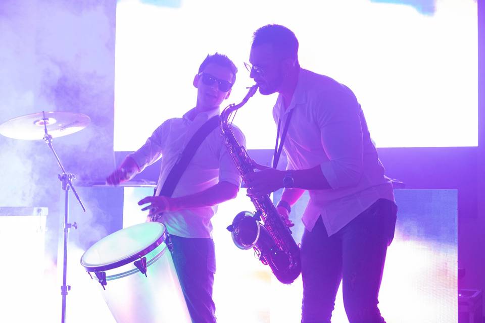 Sax, DJ e Percussão