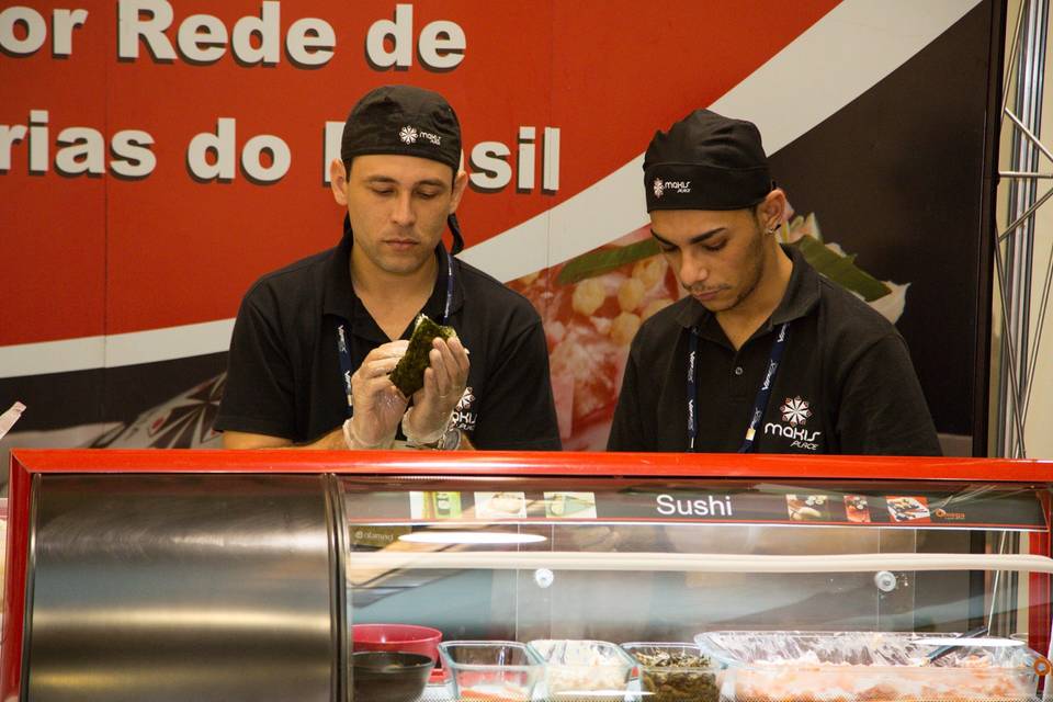 Sushiman preparando Temaki