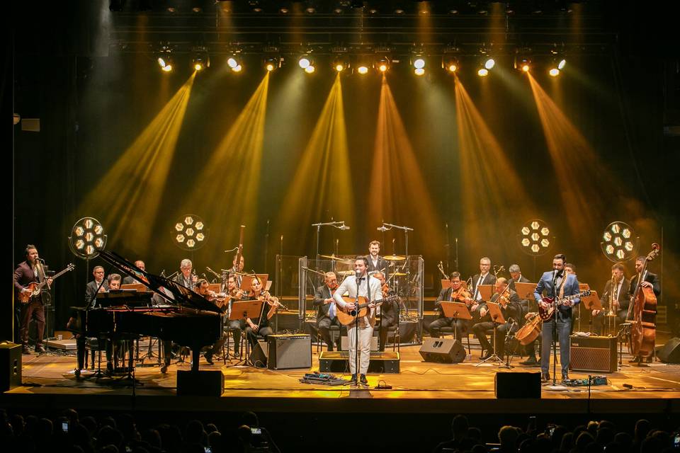 Com orquestra