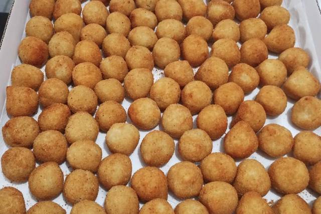 Dora Pães e Salgados