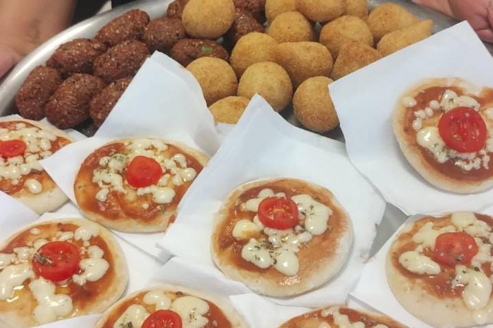 Dora Pães e Salgados