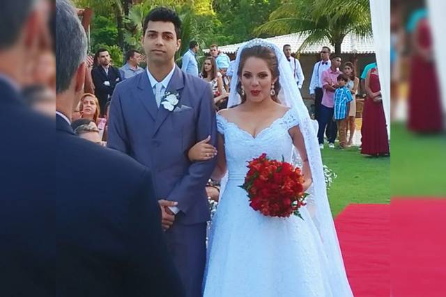 Noivos Vinícius e Thamires.