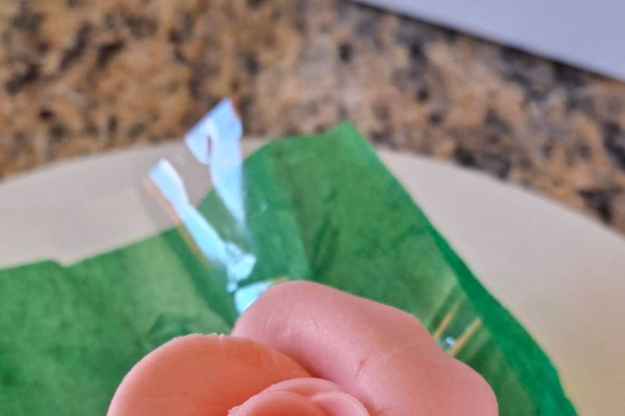 Bombom de rosa comestivell