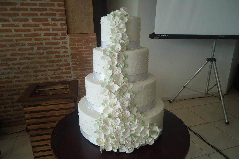 Bolo cenográfico casamento