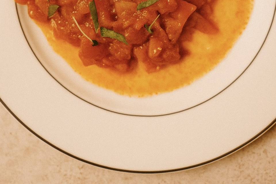 Jantar romântico casa nova