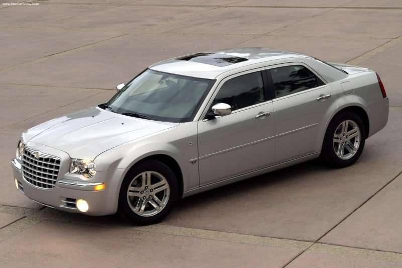 Chrysler 300C prata