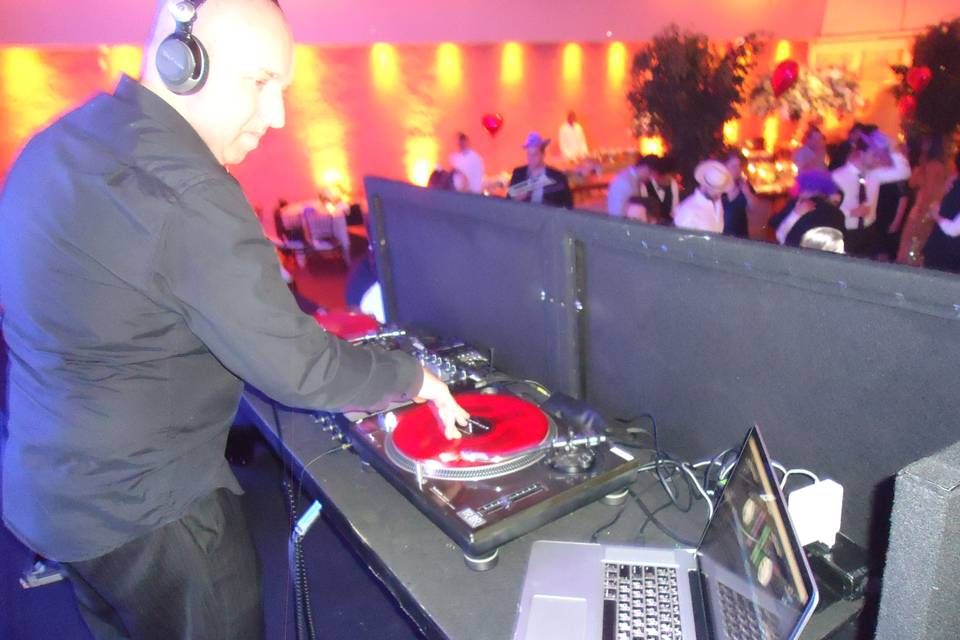 DJ Fabio Reder nos Toca-Discos