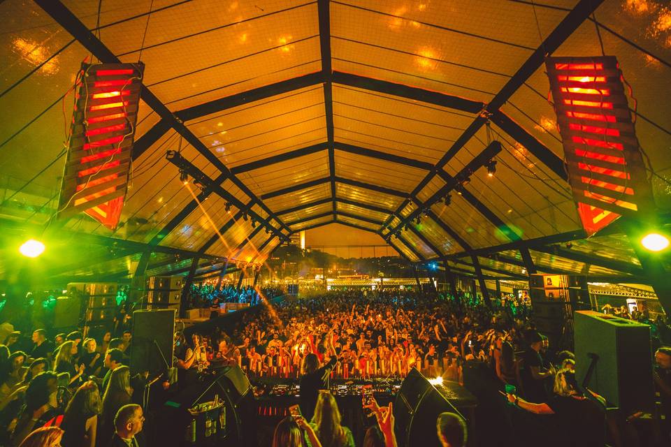 Tenda usada em shows