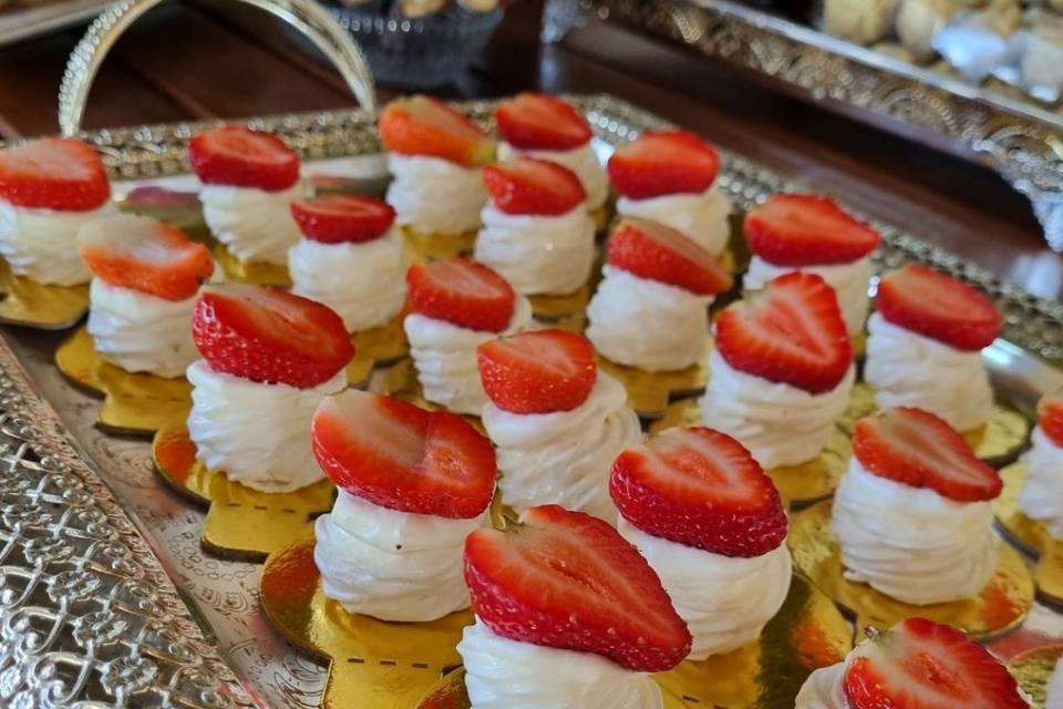 Mini pavlova