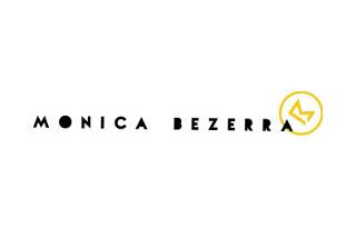 Monica Bezerra - Voz e Violão