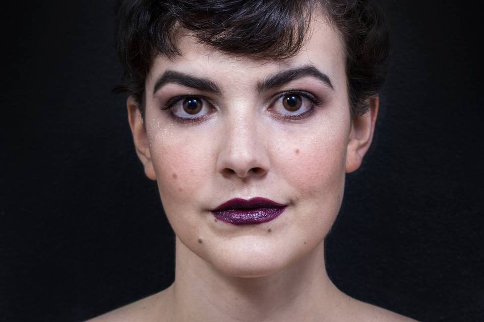 Lívia Tavares Make-up Artist