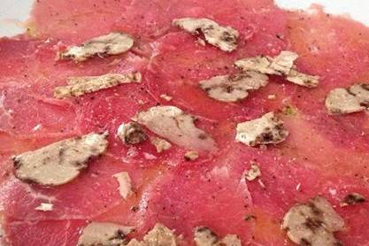 Carpaccio com trufas