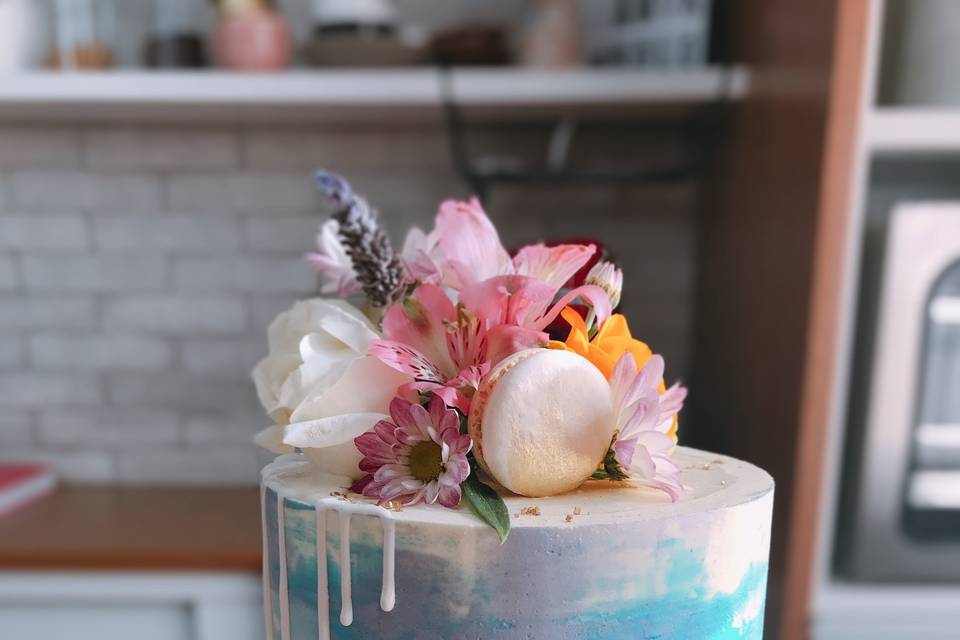 Decorado com flores e macarons