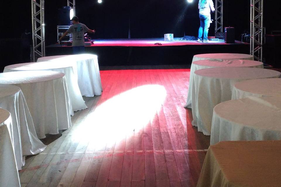 Stage som, luz e dj's