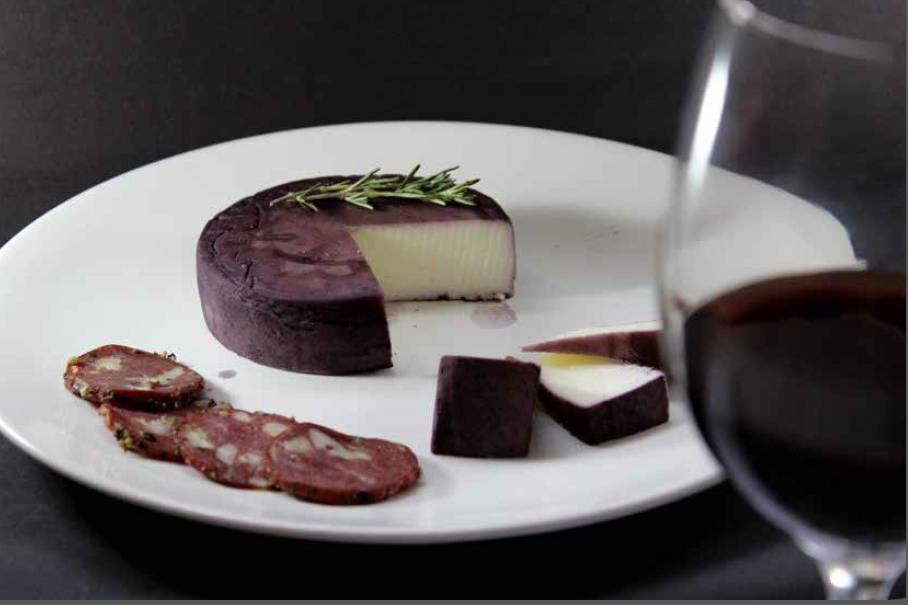 Queijo Capela na Capa do Vinho