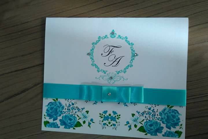 Modelo arabesco azul tiffany